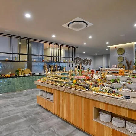 Хотел Grifid Vistamar 4*