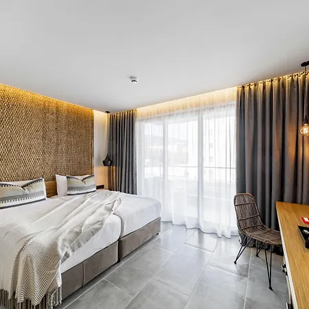 Grifid Vistamar 4*