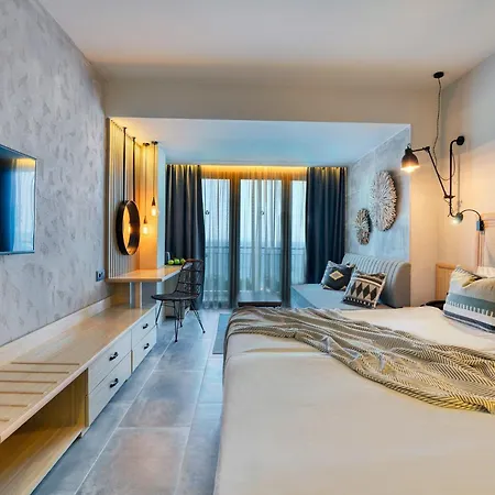 Ξενοδοχείο Grifid Vistamar 4*